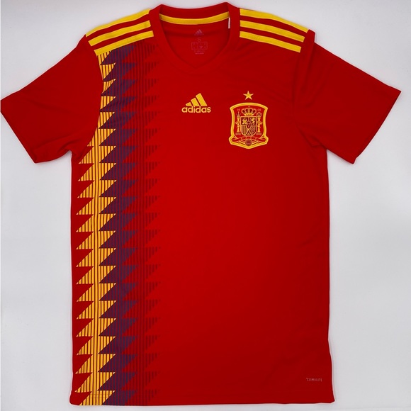 Spain Soccer Jersey - Picture 1 of 5